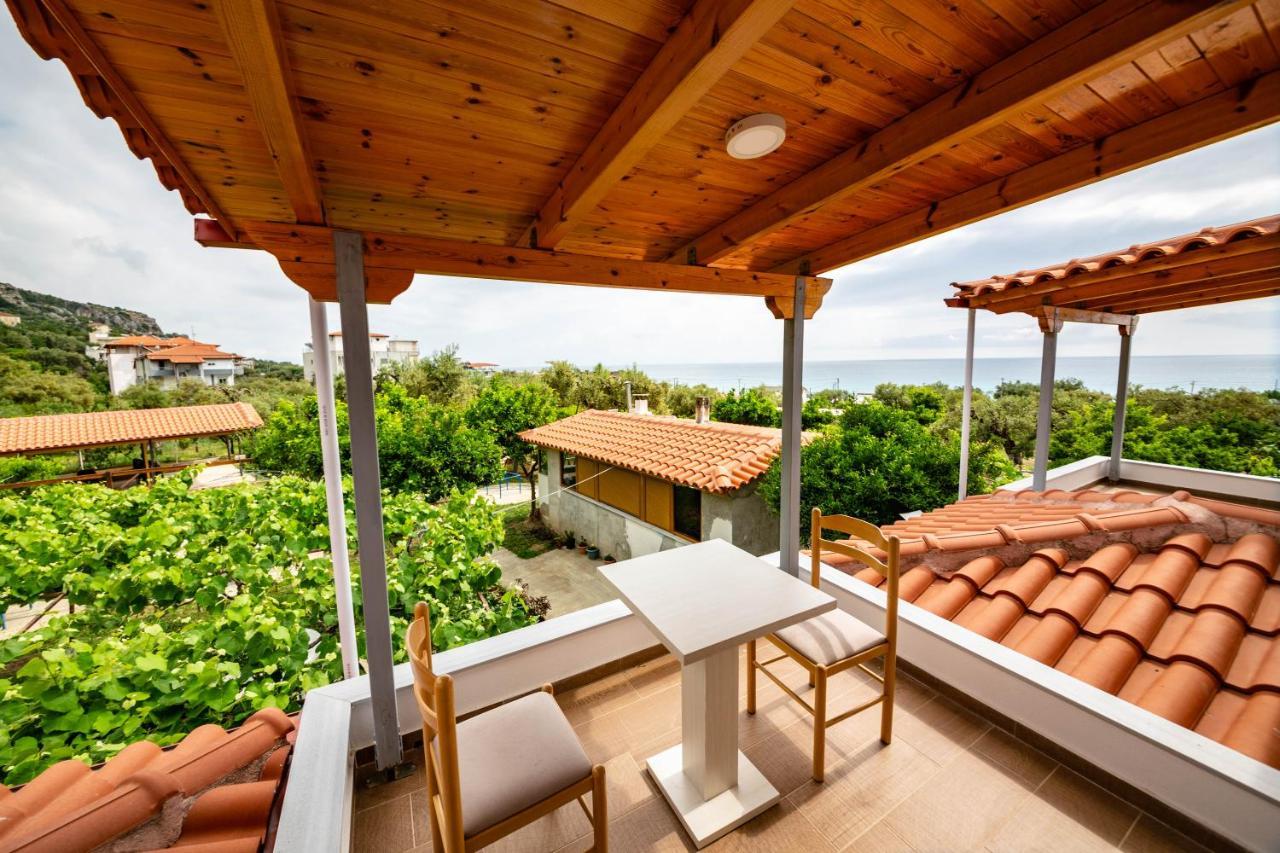 Guest House Luiza Borsh Exterior foto